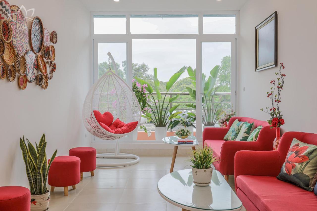 The Lakeview - West Lake Lotus Apartments Hanoi Exterior foto